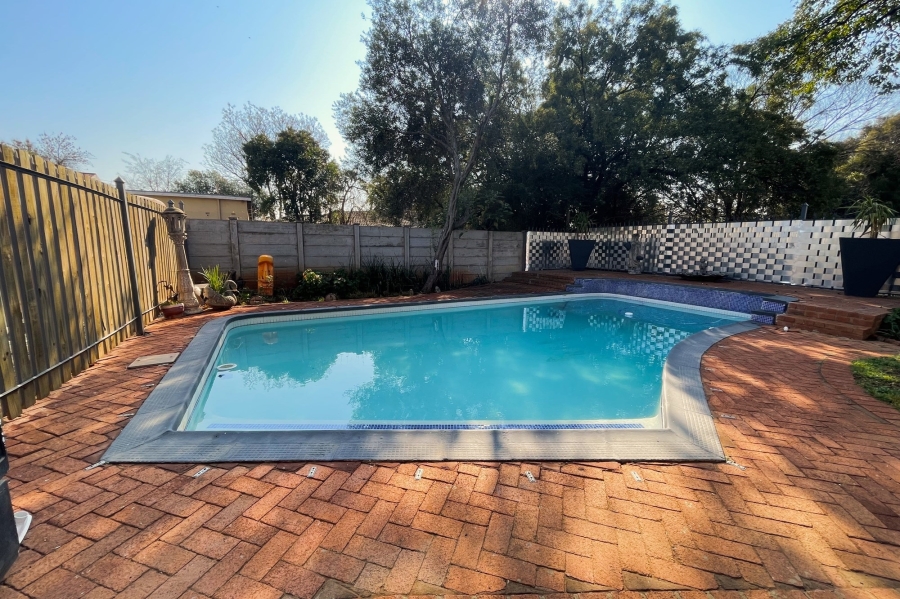 3 Bedroom Property for Sale in Universitas Free State